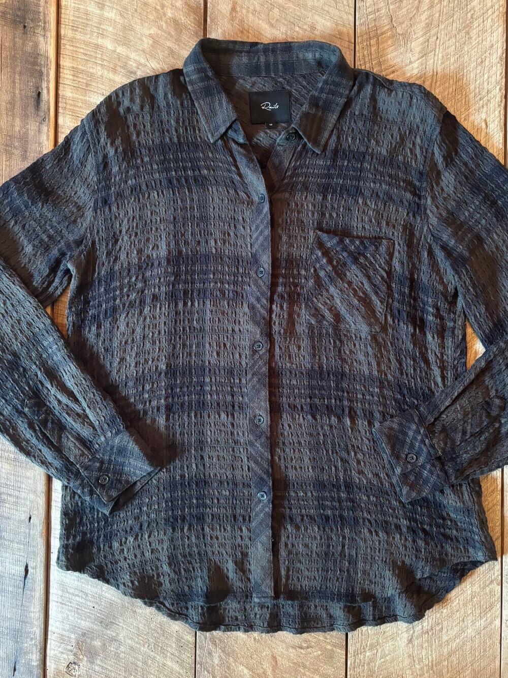 RAILS Plaid Crinkly Button Down Shirt Women’s Size M | Olive Green Black Onyx
